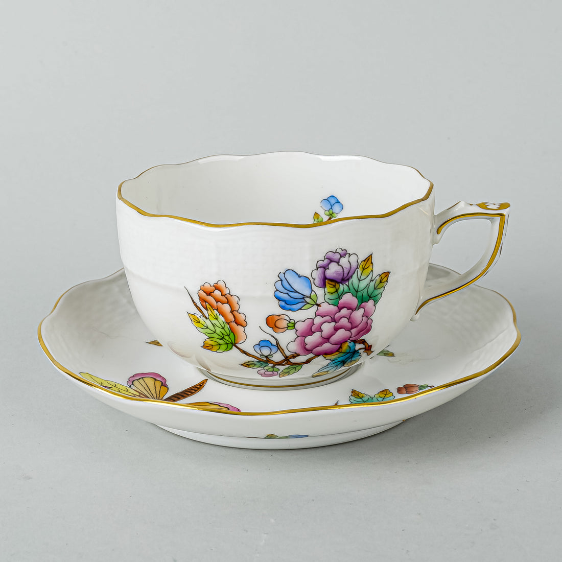 HEREND Queen Victoria 12 Place Settings Plus Extras
