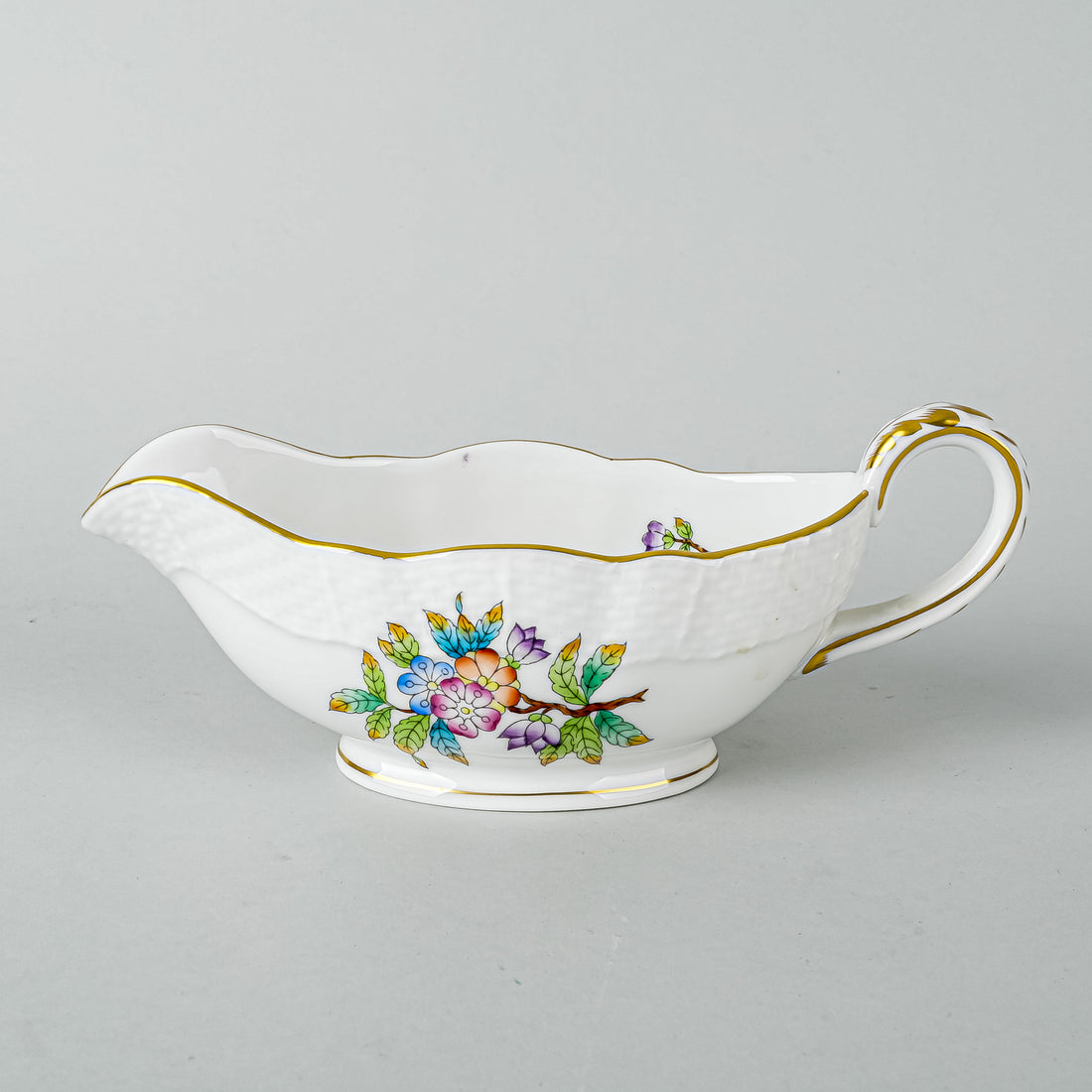 HEREND Queen Victoria Gravy Boat 229
