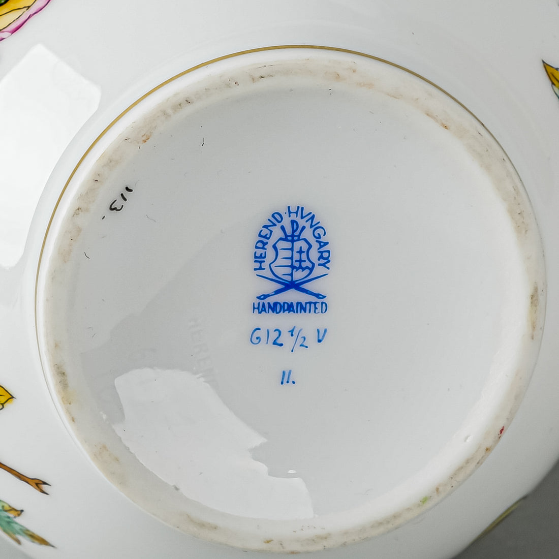 HEREND Queen Victoria Coffee Pot With Rose Knob Lid 612