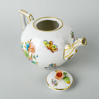 HEREND Queen Victoria Teapot With Rose Knob Lid 601