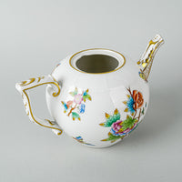 HEREND Queen Victoria Teapot With Rose Knob Lid 601