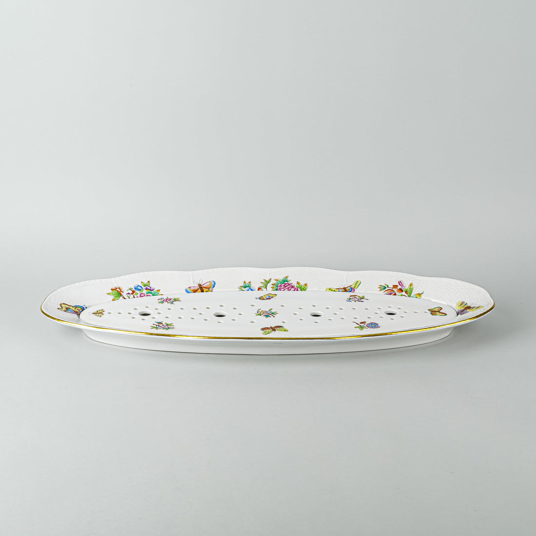 HEREND Queen Victoria Fish Dish With Drainer 144 - 2 Pieces