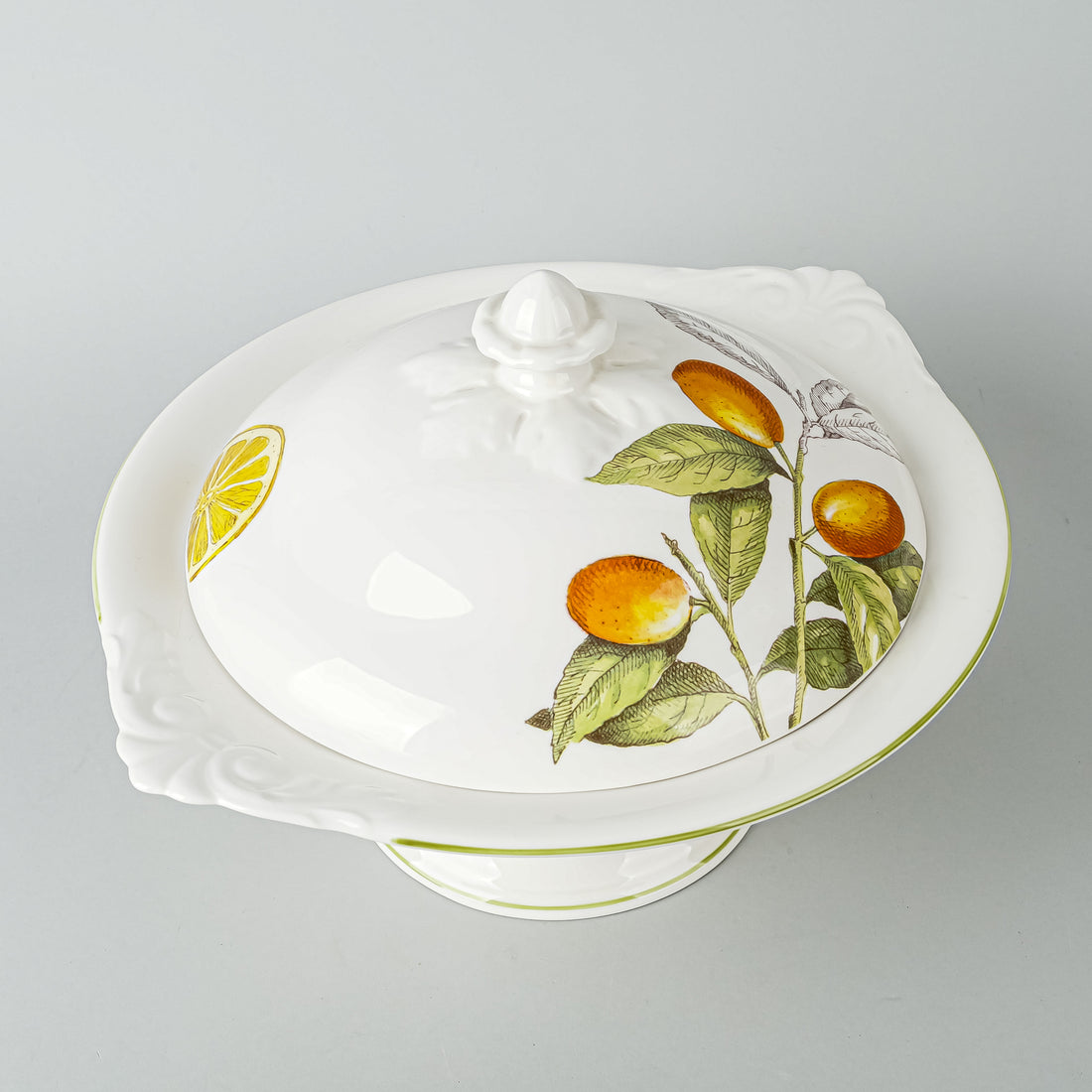 VILLEROY & BOCH Cascara Covered Footed Serving Bowl