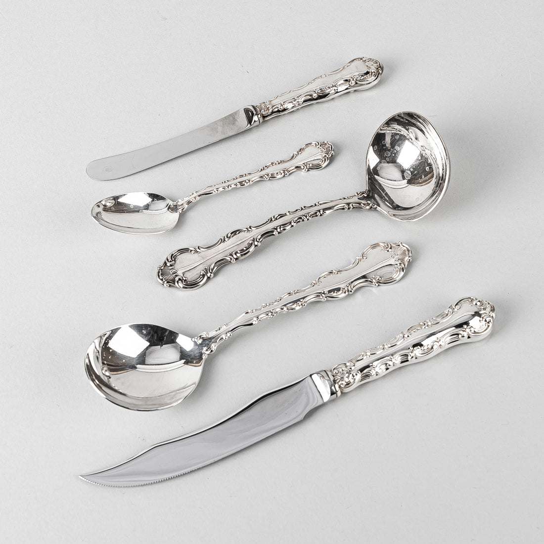 BIRKS Regency Plate Louis De France Silverplate Flatware Set 97 Pieces