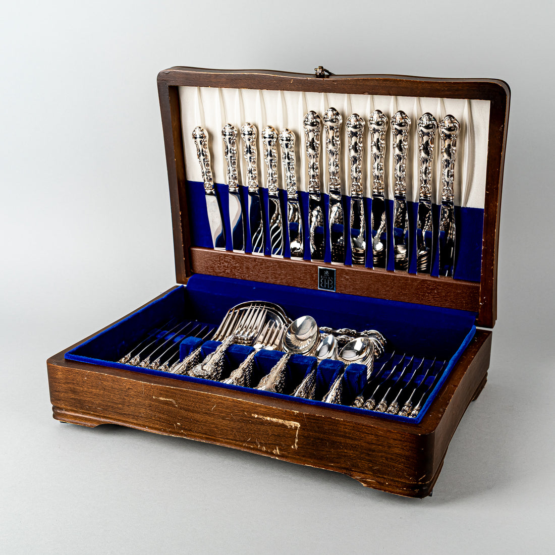 BIRKS Regency Plate Louis De France Silverplate Flatware Set 97 Pieces