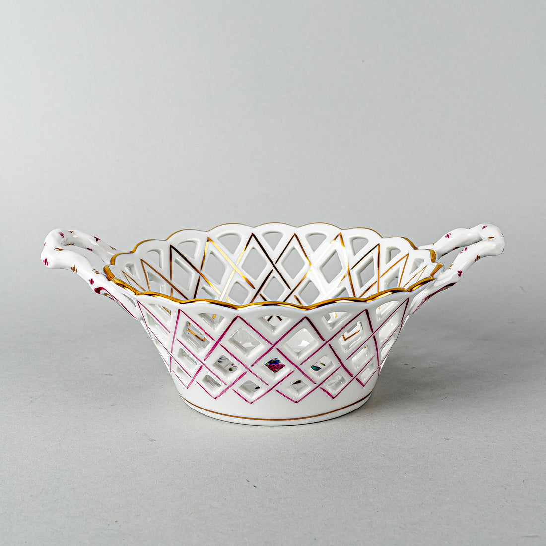 HEREND Chinese Bouquet Full Colour Open Work Basket 7911