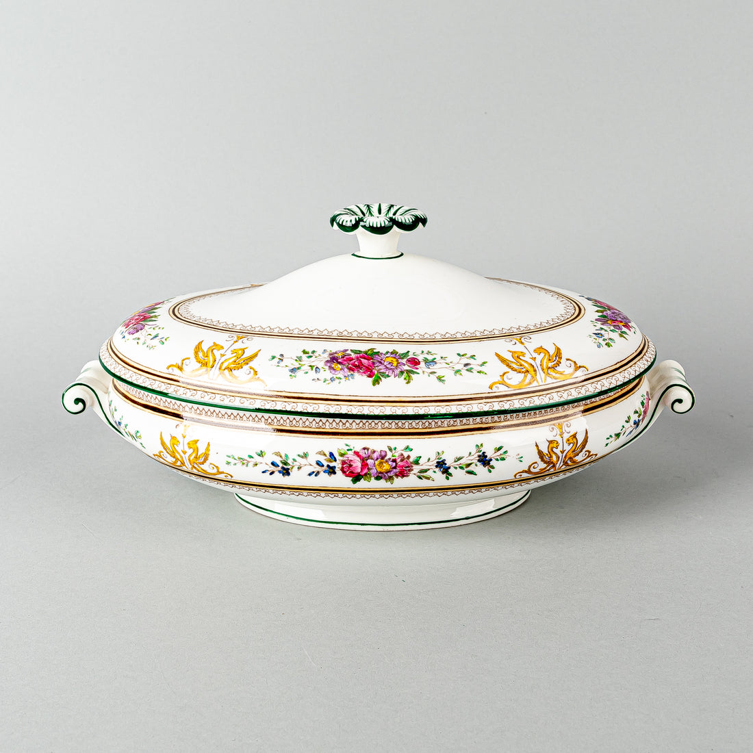 WEDGWOOD Columbia W595 Oval Covered Serving Dish