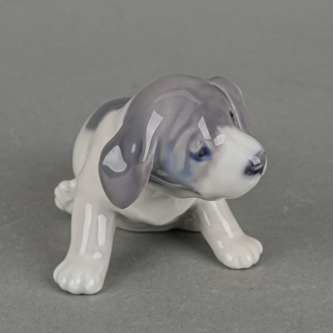 ROYAL COPENHAGEN Figurine Pointer Puppy 1311