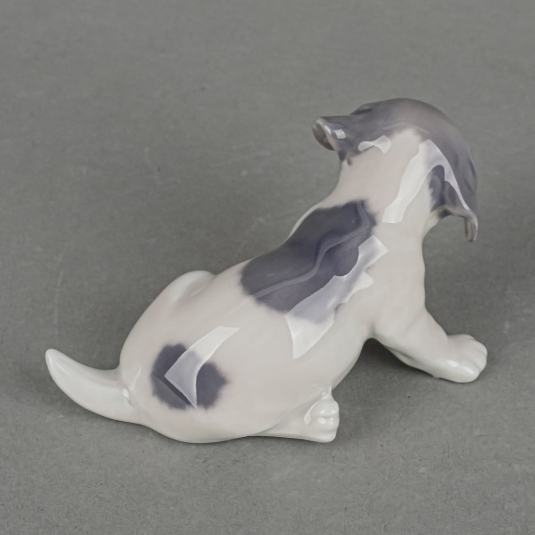 ROYAL COPENHAGEN Figurine Pointer Puppy 1311