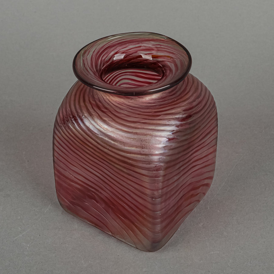 ROBERT HELD ART GLASS Iridescent Square Pot