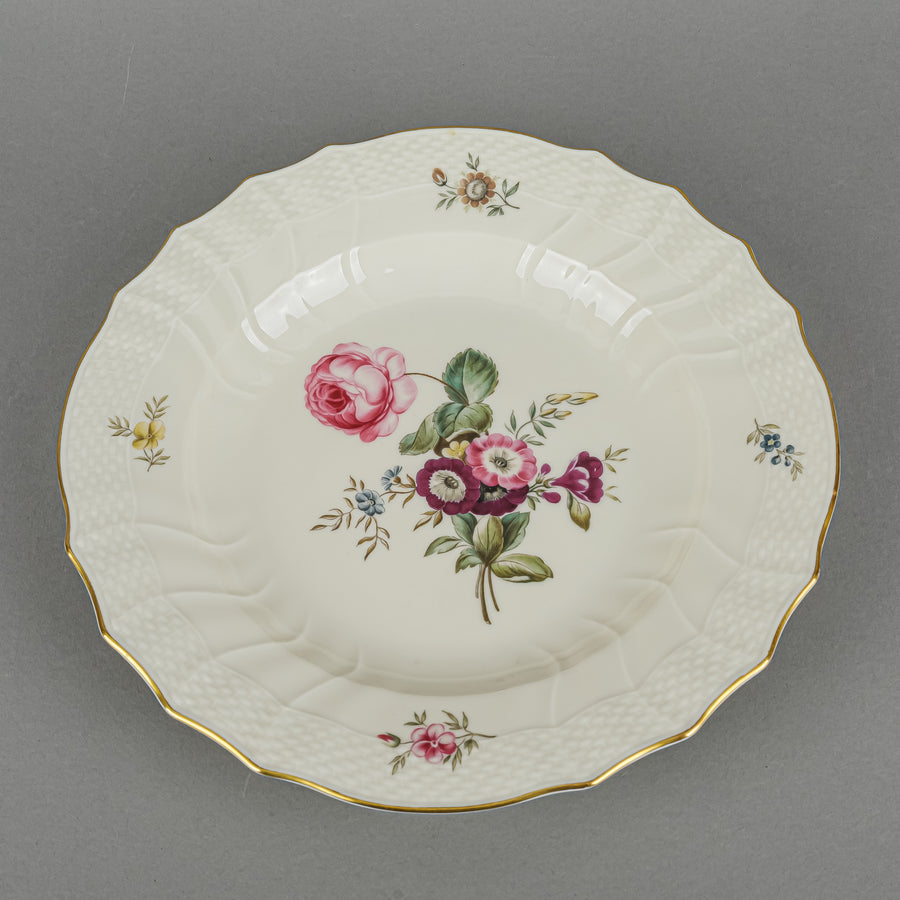 ROYAL COPENHAGEN Frijsenborg 910 Ivory Dinner Plates Set of 2