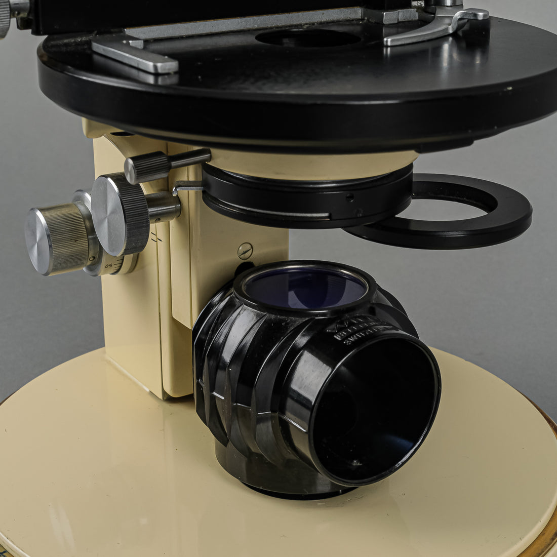 HEERBRUGG Wild M11 Microscope w/Dome Cover