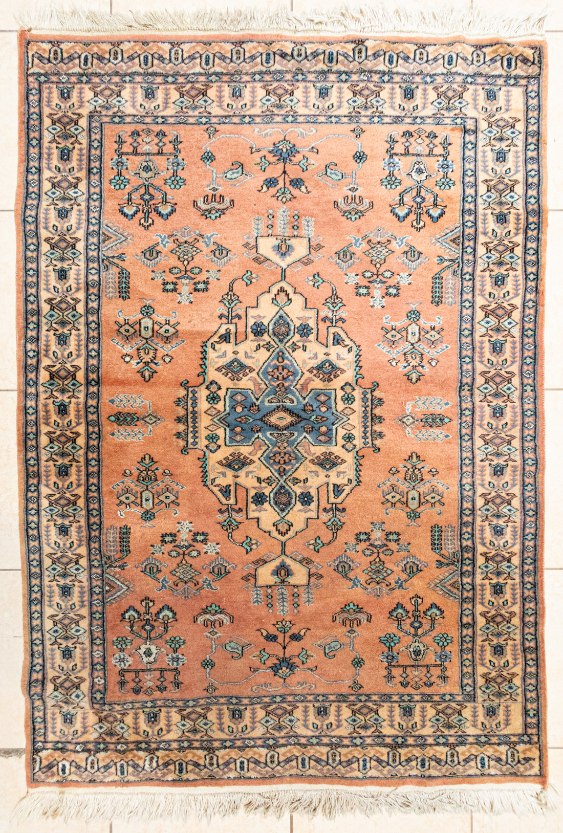 Hand Knotted Wool Naqsha Rug