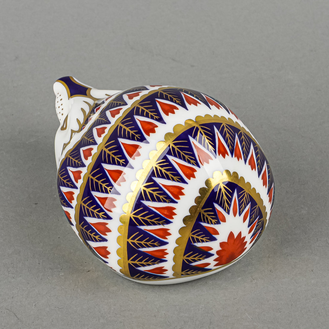 ROYAL CROWN DERBY Paperweight Hedgehog L4.25" No Date Mark