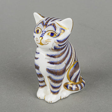 ROYAL CROWN DERBY Paperweight Sitting Kitten