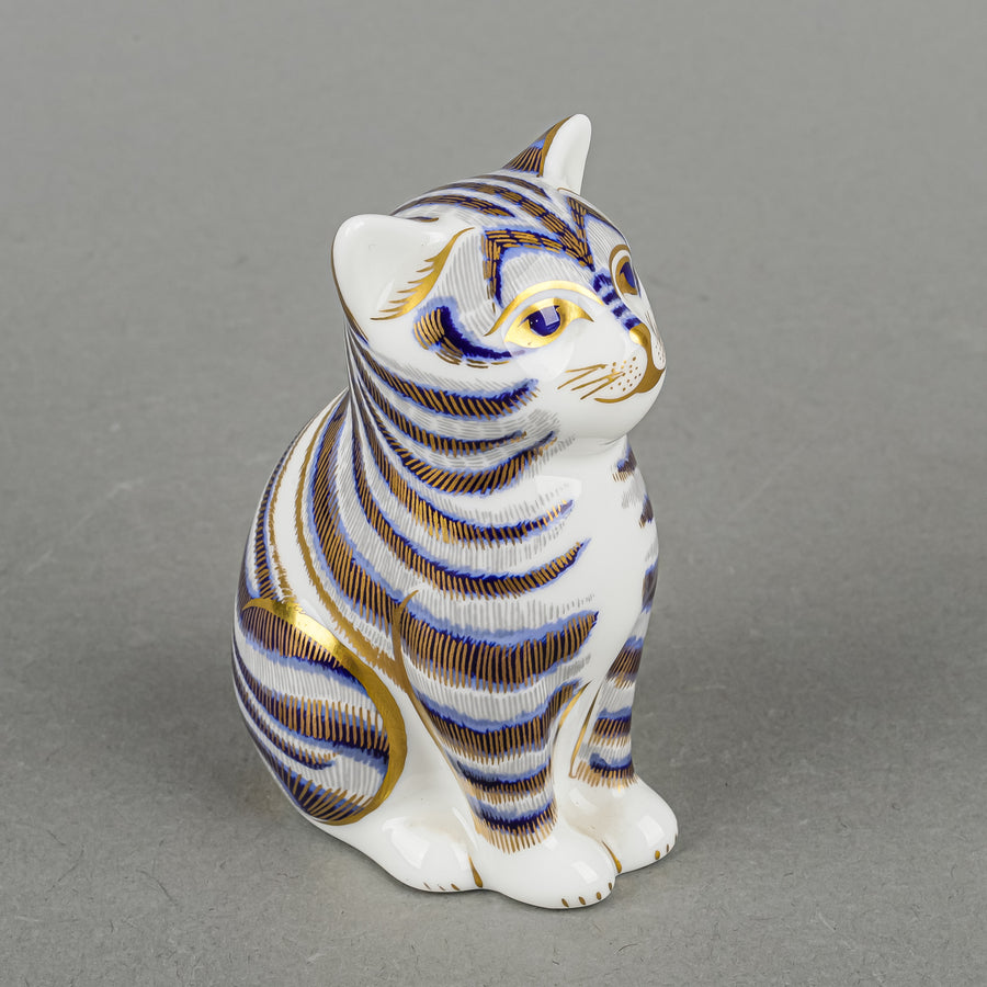 ROYAL CROWN DERBY Paperweight Sitting Kitten