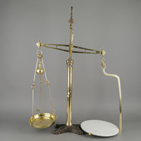 BERRY & WARMINGTON Antique Brass Balance Scale w/Ceramic Tray