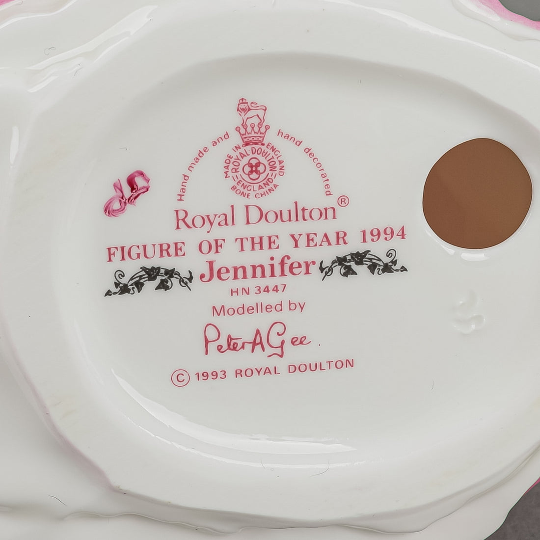 ROYAL DOULTON Figurine Jennifer HN 3447 Figure Of The Year 1994