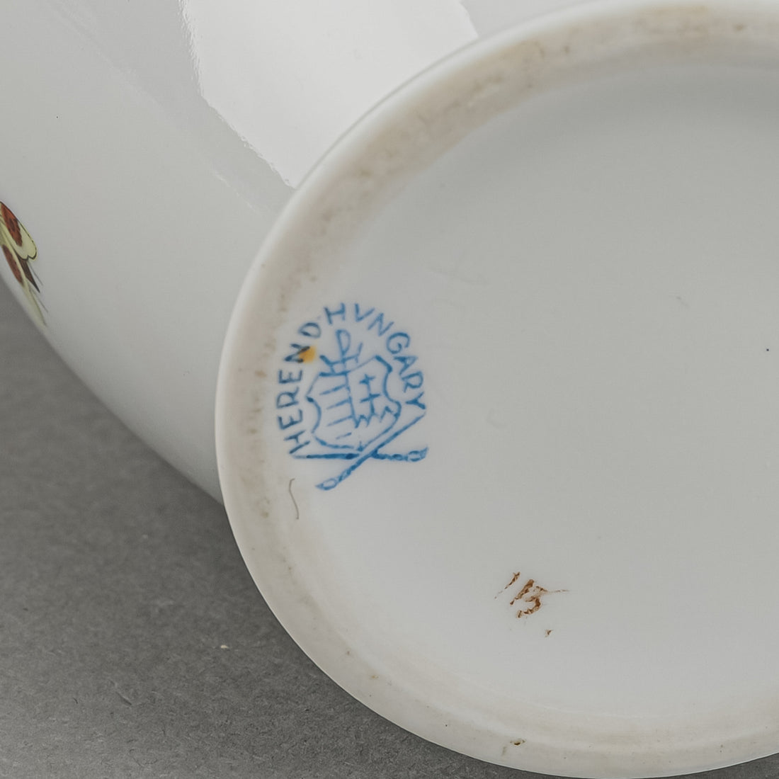 HEREND Rothchild Bird Vase