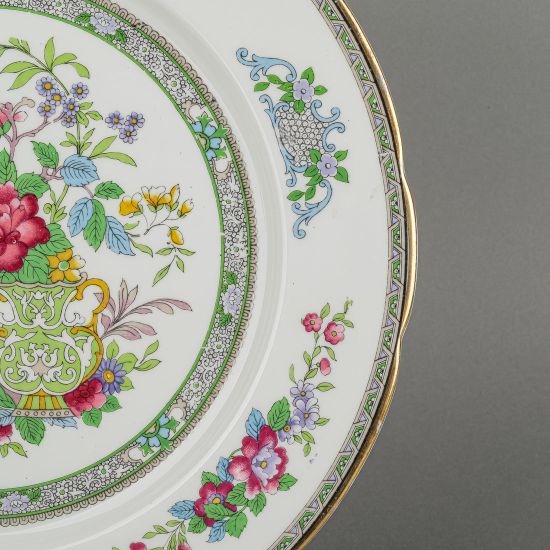 PARAGON Tree of Kashmir 6 Place Settings Plus Extras