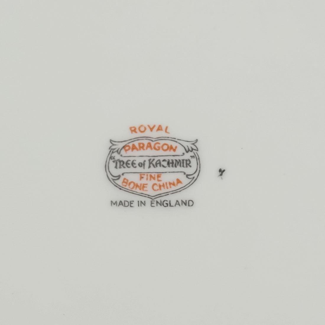 PARAGON Tree of Kashmir 5 Place Settings Plus Extras