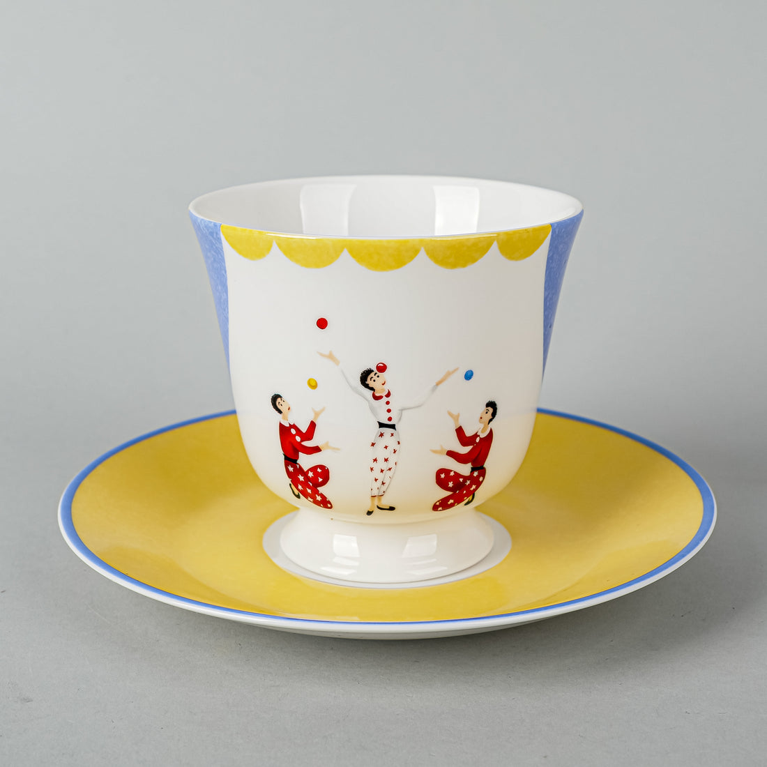 HERMES Les Jongleurs Cup & Saucer