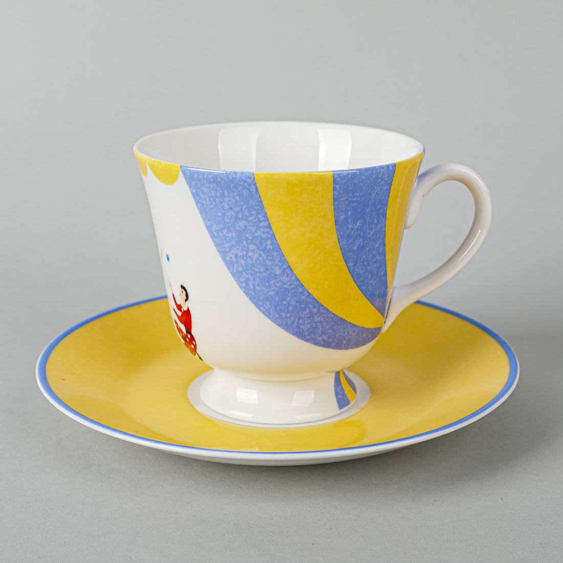 HERMES Les Jongleurs Cup & Saucer