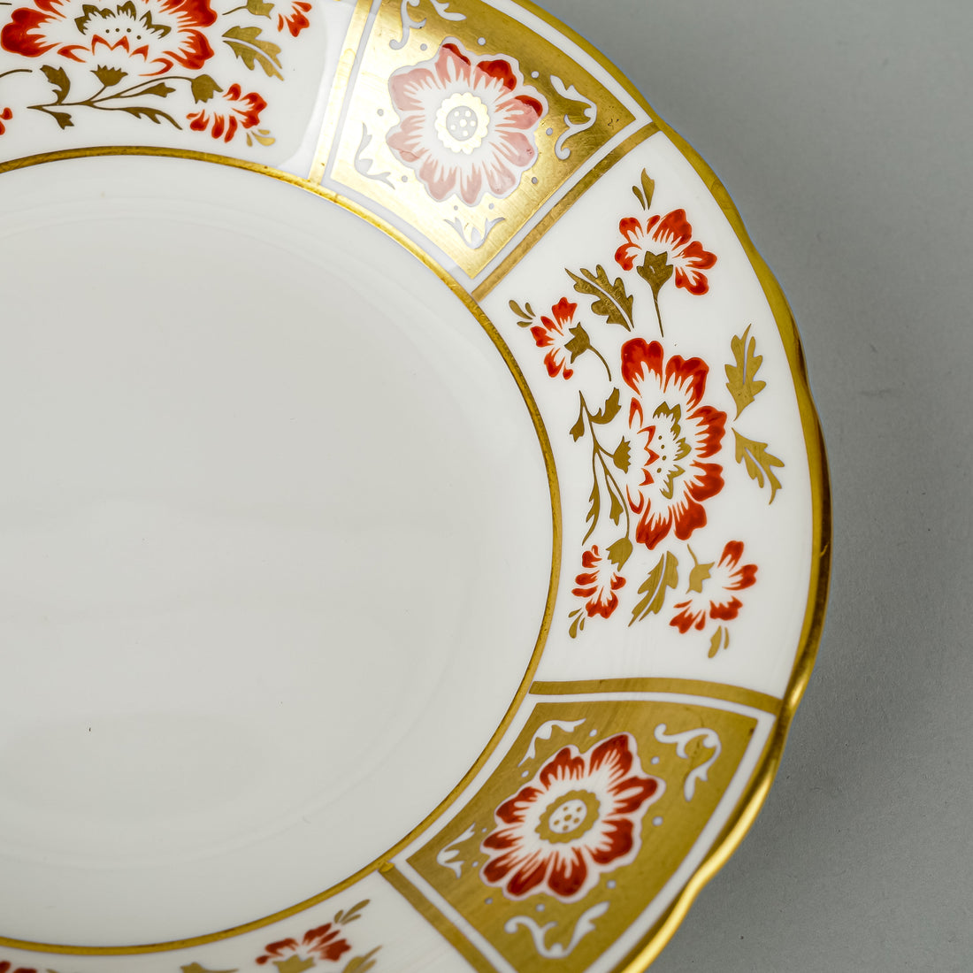 ROYAL CROWN DERBY Red Derby Panel Shallow Bowls Set Of 4