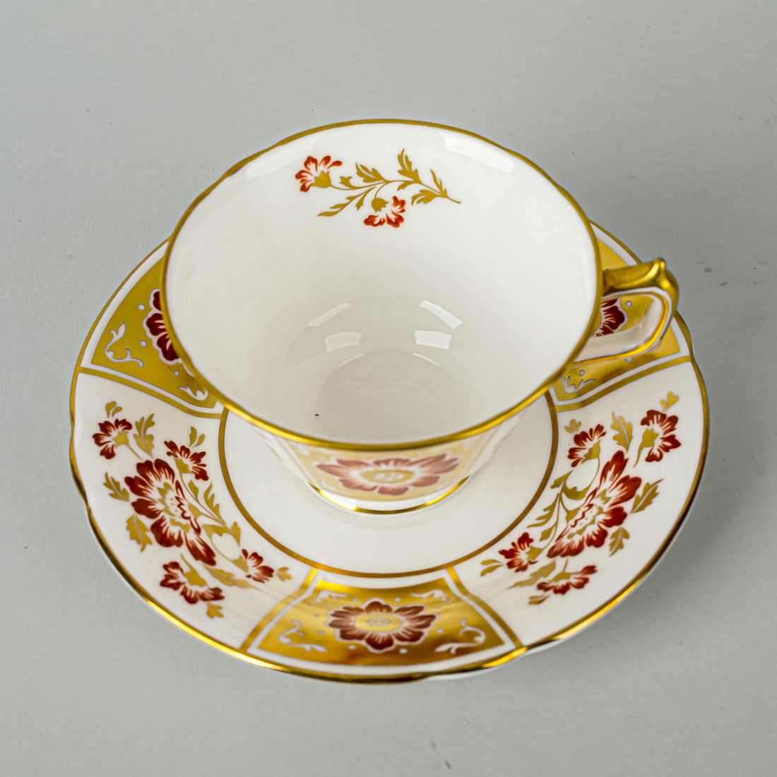 ROYAL CROWN DERBY Red Derby Panel Footed Cup & Saucers Set Of 6 (12 Pieces)