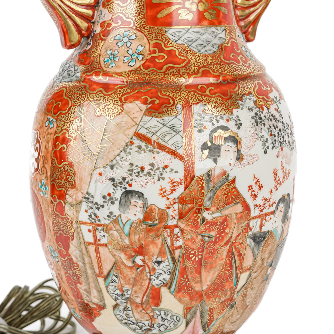 Asian Ceramic Bird & Floral Urn Lamp w/Shade