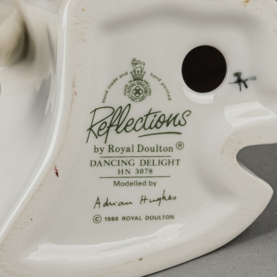 ROYAL DOULTON Figurine Dancing Delight HN 3078  Reflections Series
