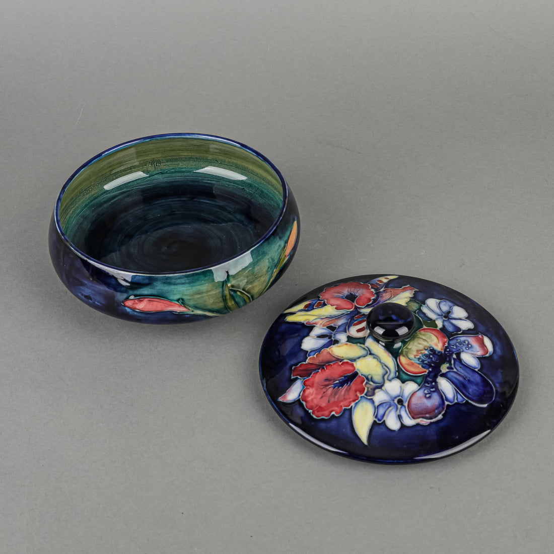 MOORCROFT Orchid Blue Ground Round Covered Bowl