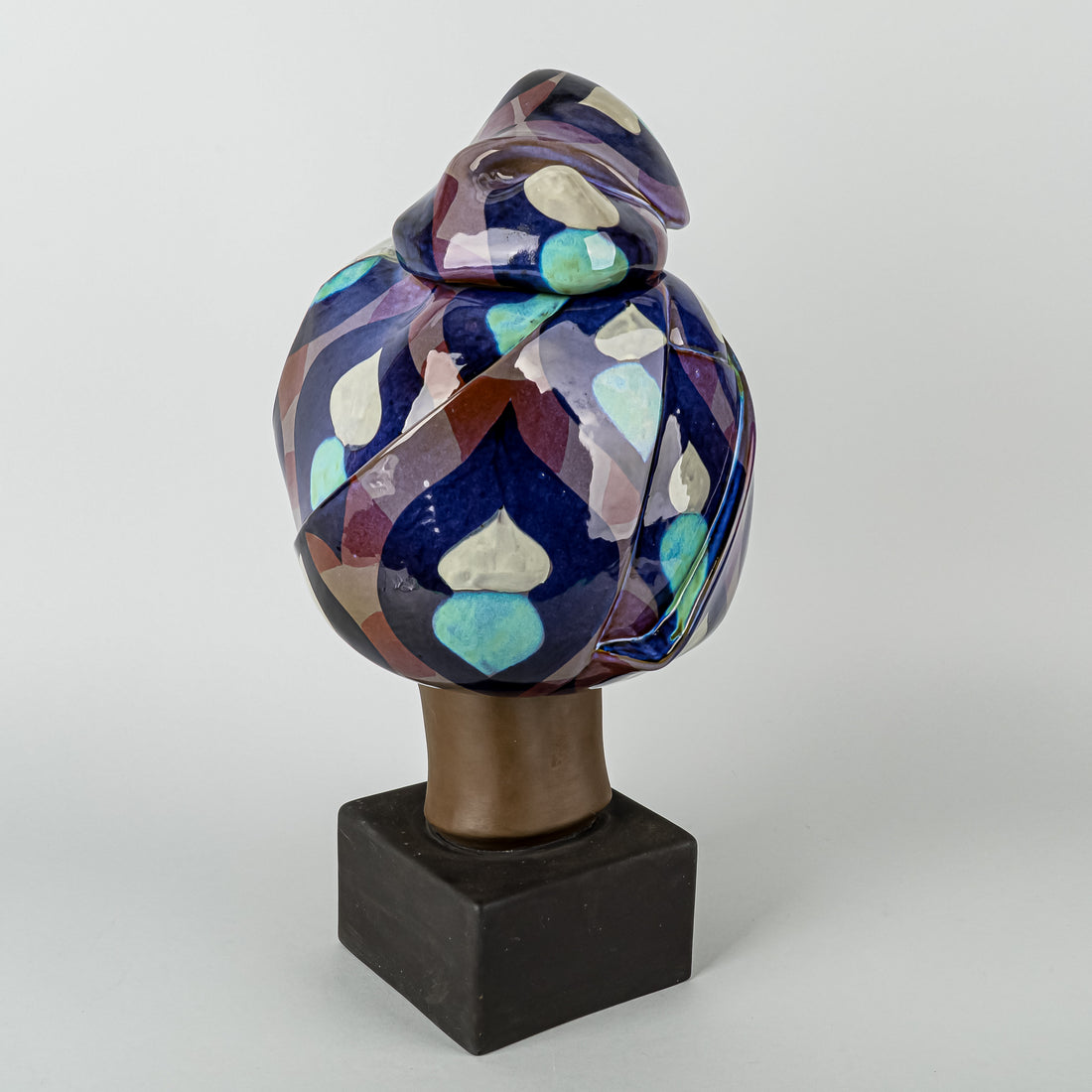 ROYAL COPENHAGEN/ALUMINIA Bust Of Woman 250/3139