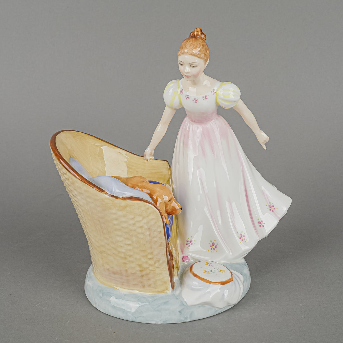 ROYAL DOULTON Figurine Beat You To It HN 2871 H7"