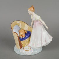 ROYAL DOULTON Figurine Beat You To It HN 2871 H7"