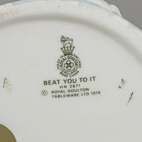 ROYAL DOULTON Figurine Beat You To It HN 2871 H7"