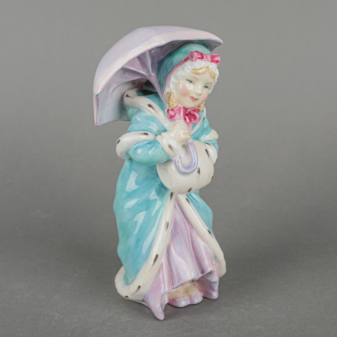 ROYAL DOULTON Figurine Miss Muffet HN 1937