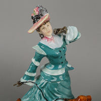 ROYAL DOULTON Figurine Autumntime HN 3621 The Seasons Series