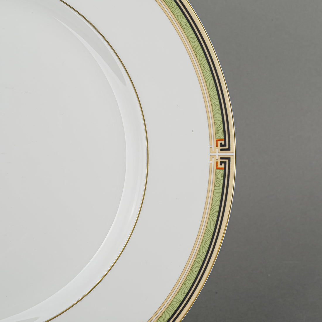 WEDGWOOD Oberon 3 Place Settings - 15 Pieces