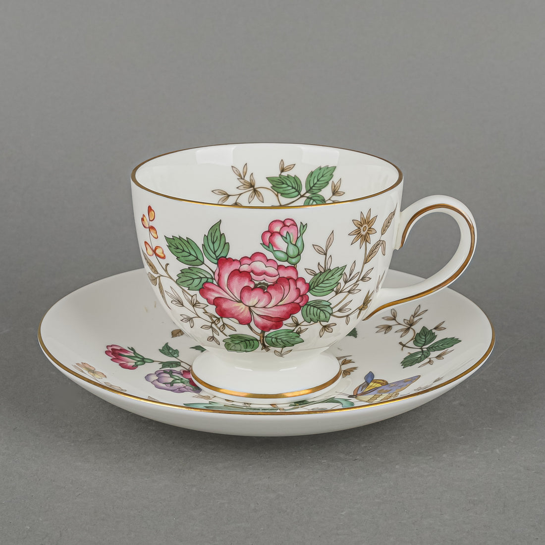 WEDGWOOD Charnwood 10 Place Settings Plus Extras