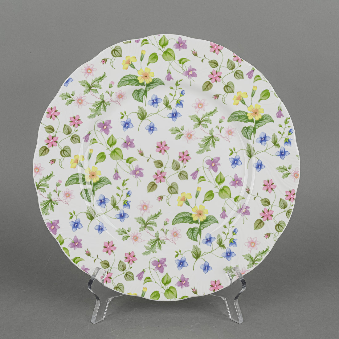 QUEENS Country Meadow 6 PS Plus Extras