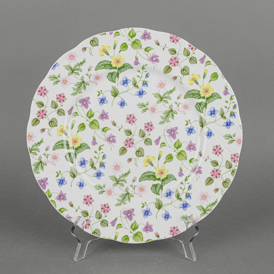 QUEENS Country Meadow 6 PS Plus Extras