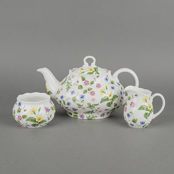 QUEENS Country Meadow Tea Service 4 Pieces