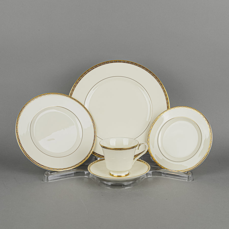 MINTON St James 12 Place Settings