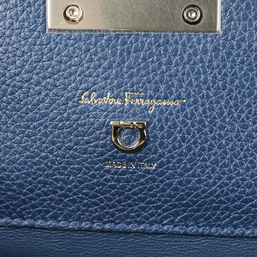 SALVATORE FERRAGAMO Studio Bag - Blue Leather