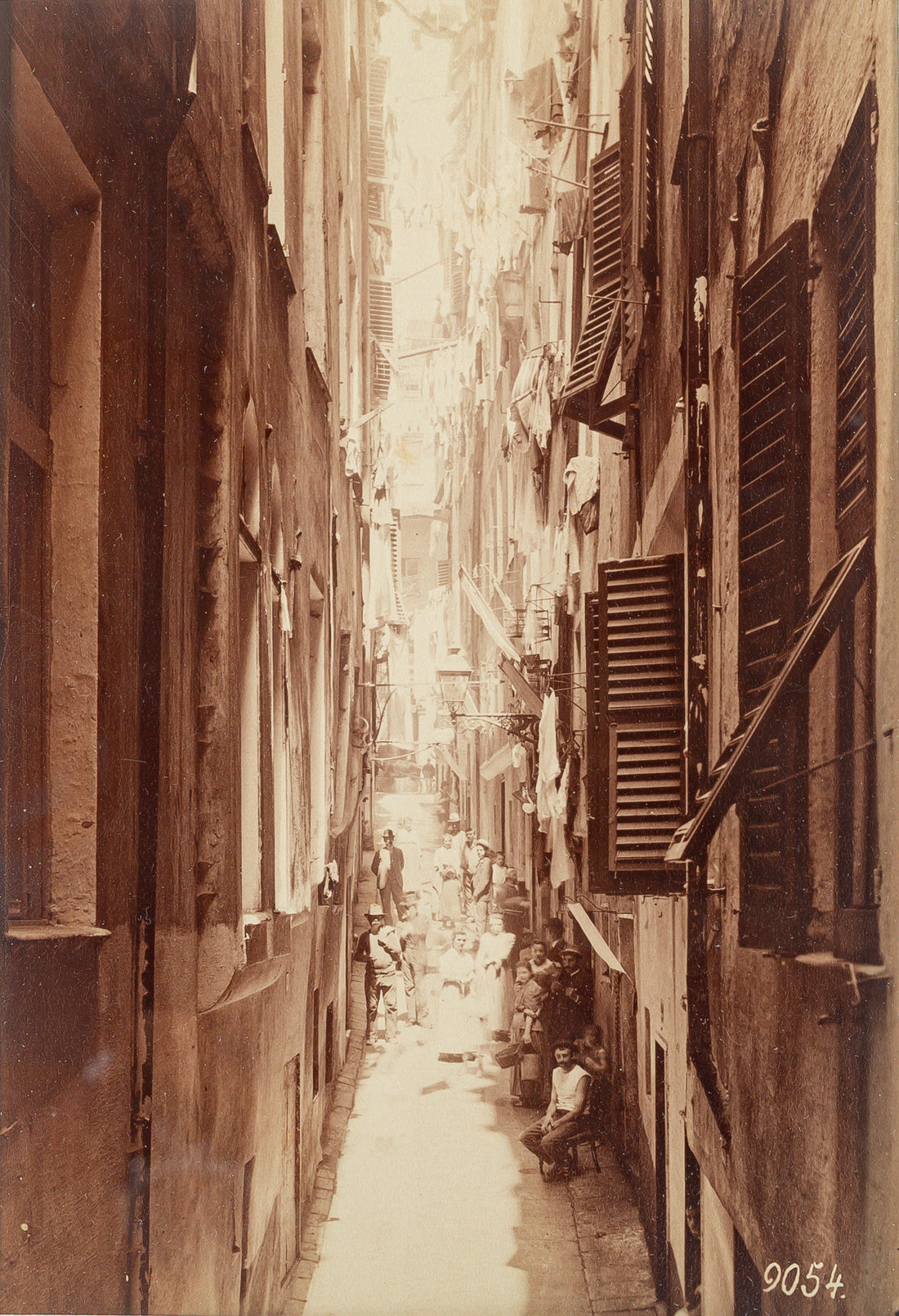 Unknown Artist - Narrow Streets Of Genoa