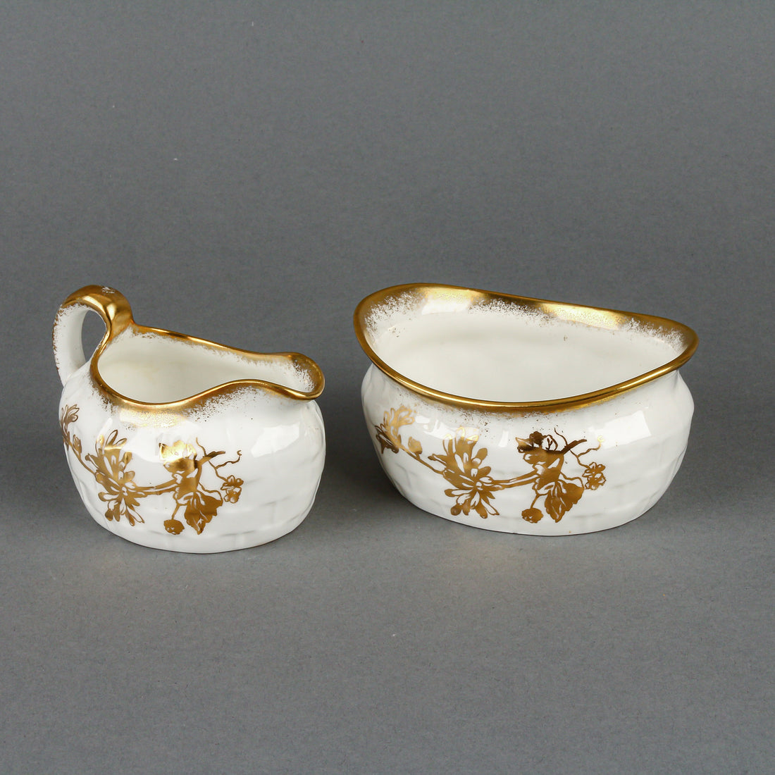 HAMMERSLEY Chrysanthemum Berry Server