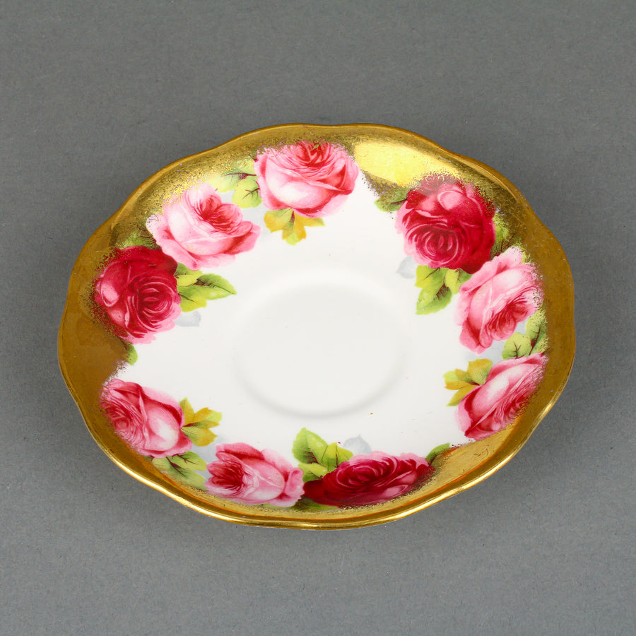 ROYAL ALBERT Mother's Day - Roses with Gold Fade Cup & Saucer