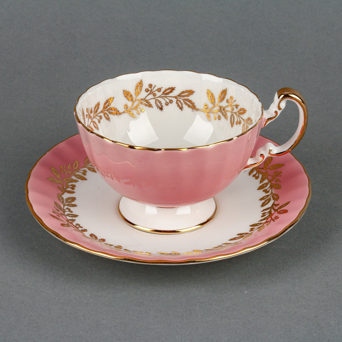 AYNSLEY D. Jones Orchard Fruit Centre Cup & Saucer