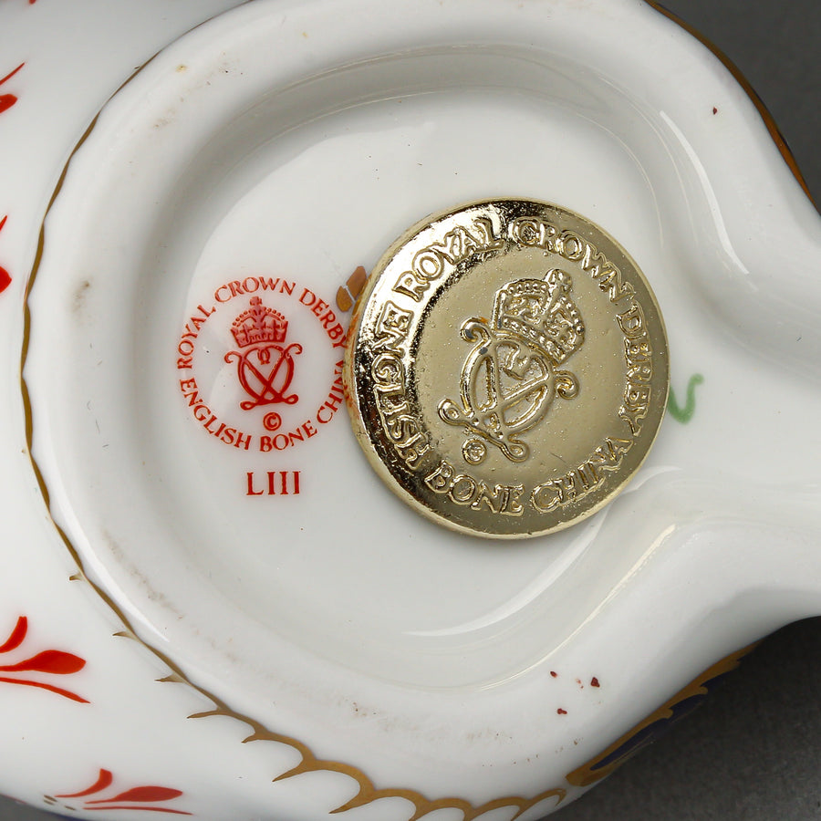 ROYAL CROWN DERBY Penguin Paperweight